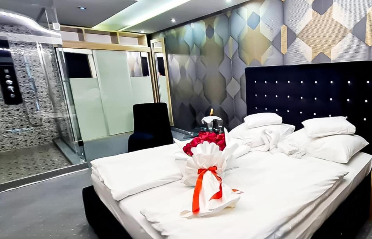 Biser Hotel Derventa ภายนอก รูปภาพ