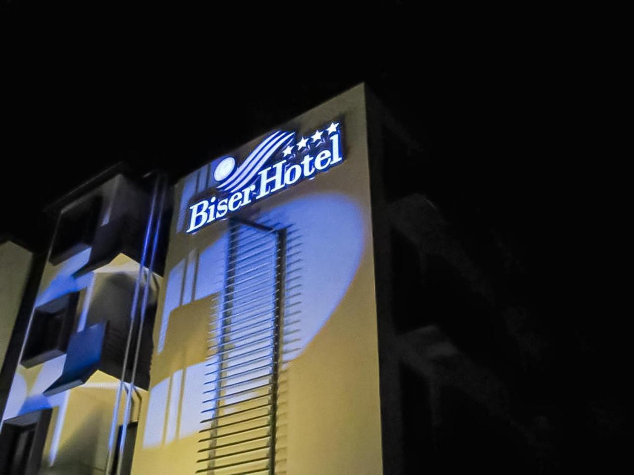 Biser Hotel Derventa ภายนอก รูปภาพ